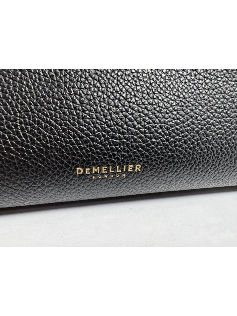 Demellier The Small Hudson in Black Small Grain Leather - Picture 6 of 9